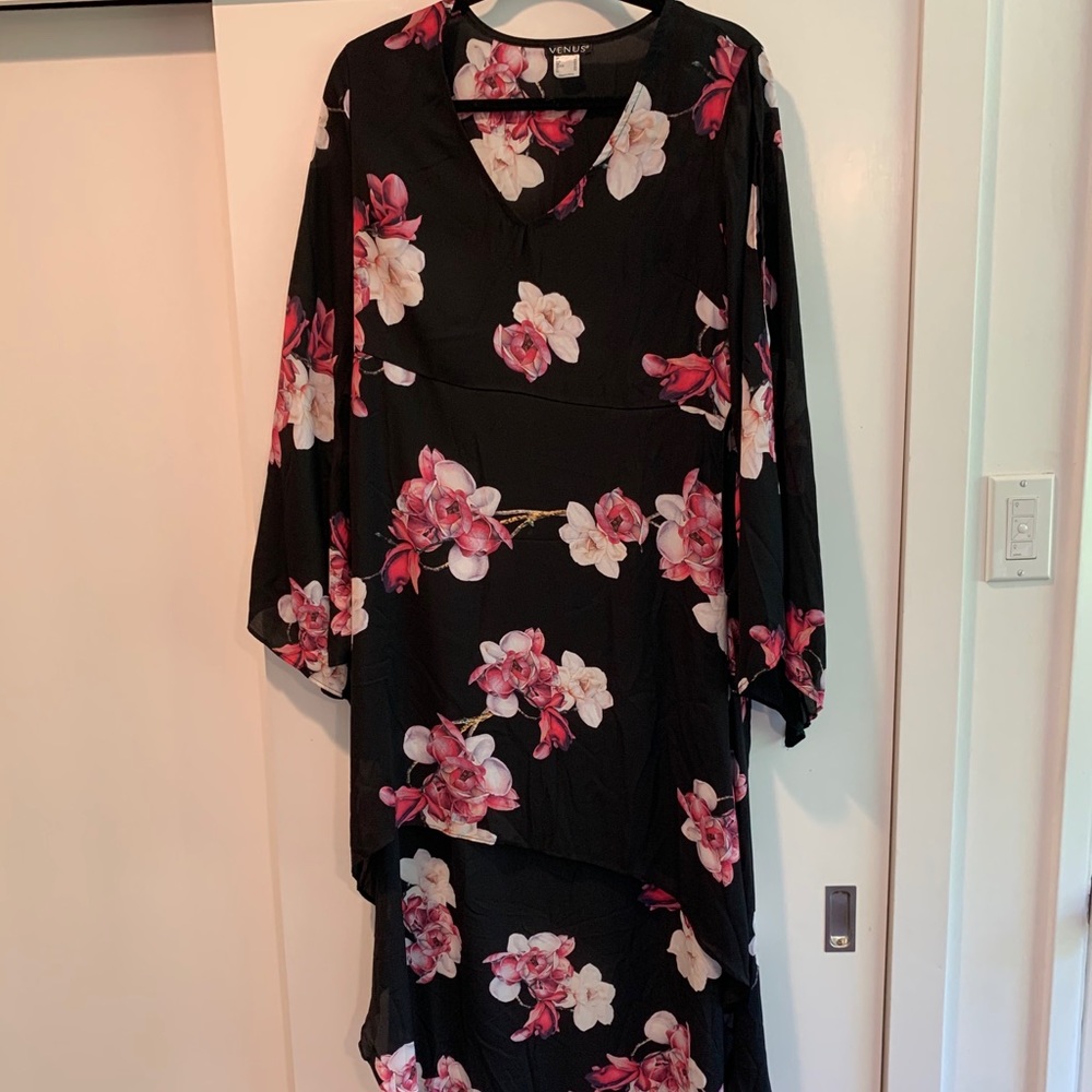 Hi-Low Dress, Size 14.
